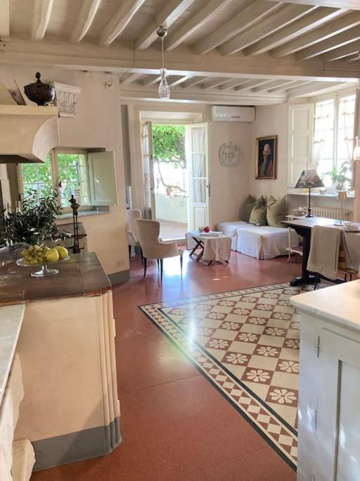 Locanda Sant' Agostino لوكا المظهر الخارجي الصورة