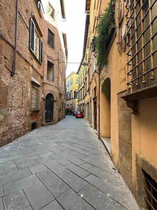 Locanda Sant' Agostino لوكا المظهر الخارجي الصورة