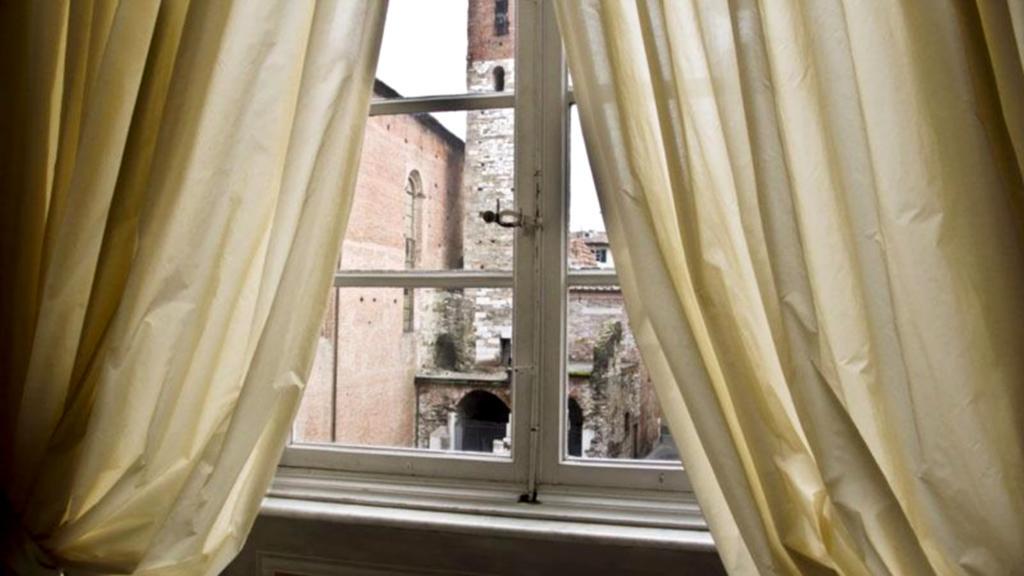 Locanda Sant' Agostino لوكا المظهر الخارجي الصورة